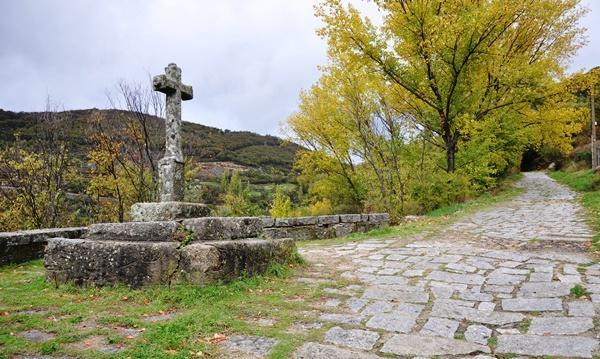 באניוס דה מונטמאיור Albergue Turistico Via De La Plata מראה חיצוני תמונה
